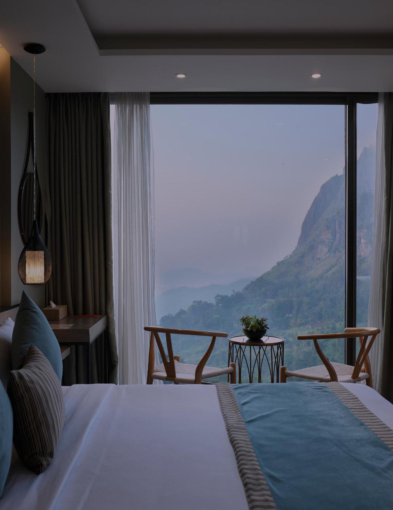 Deluxe Double Room Ella Rock View