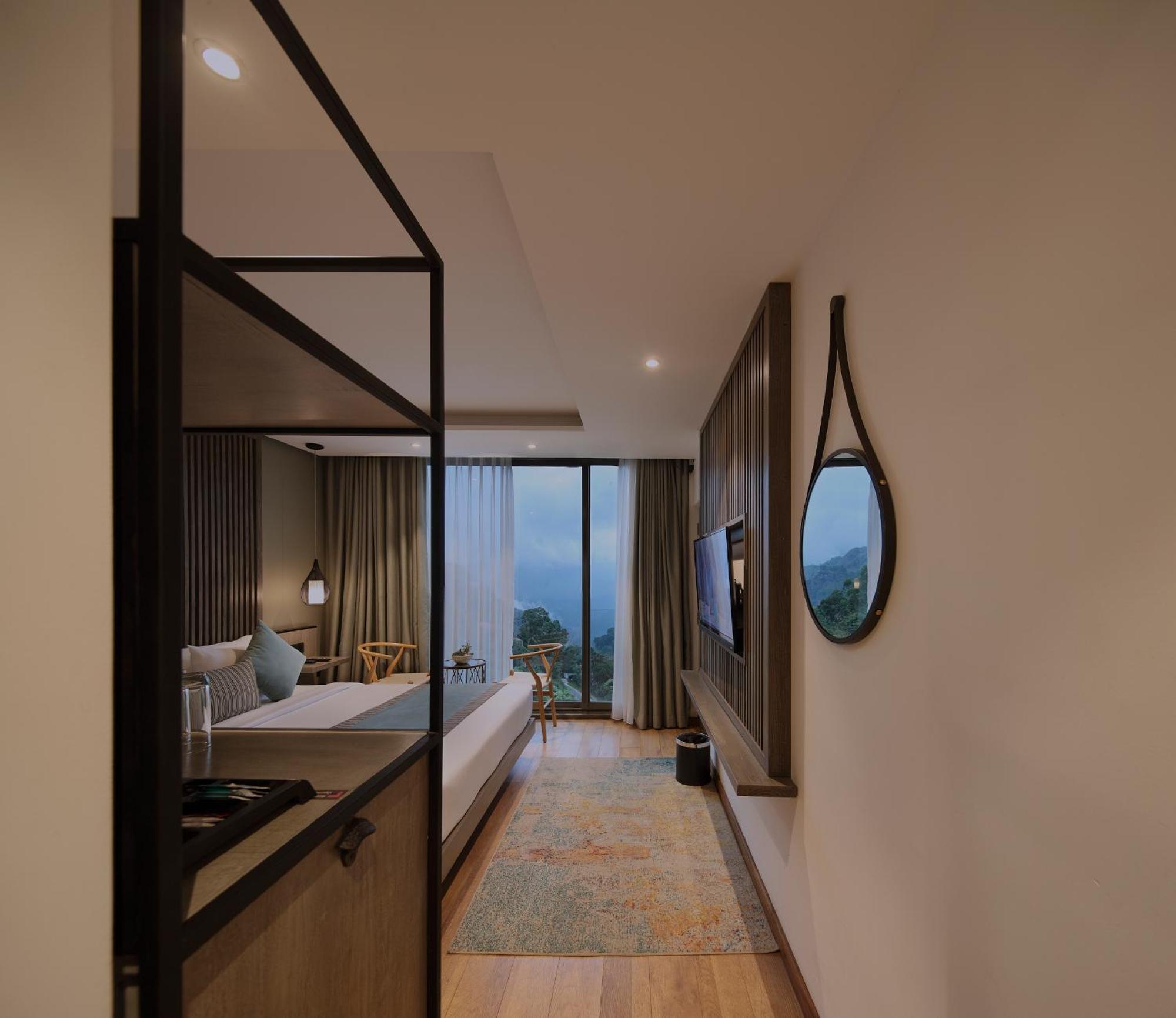 Deluxe Double Room Ella Rock View
