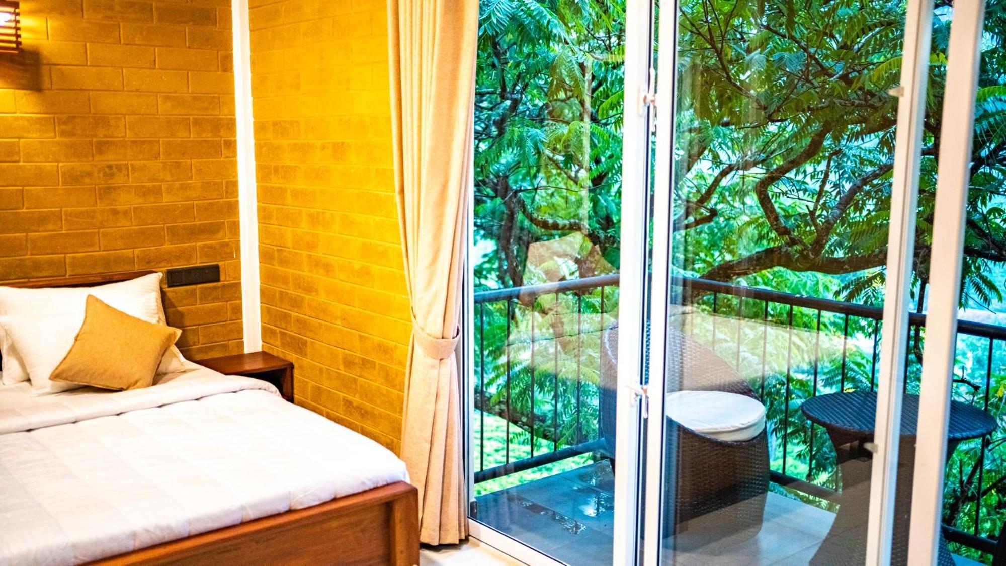 Deluxe Double Room Balcony