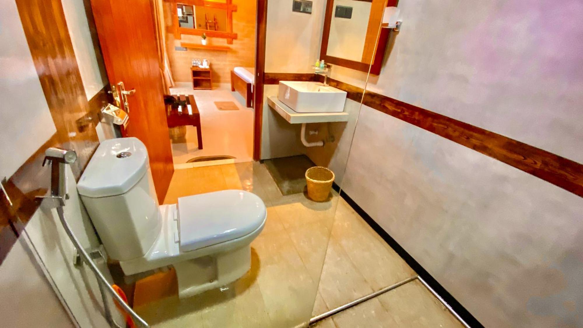 Deluxe Family Room