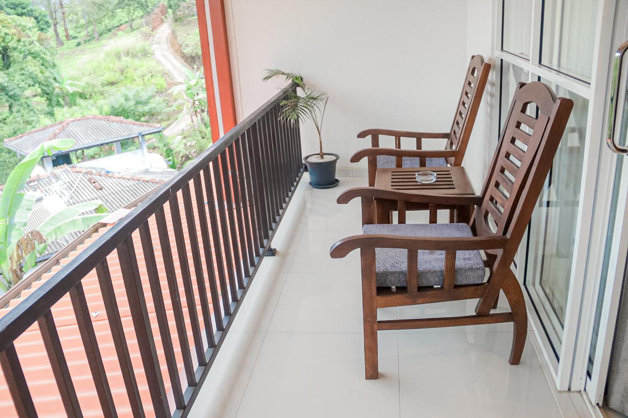 Deluxe Double Room with Balcony
