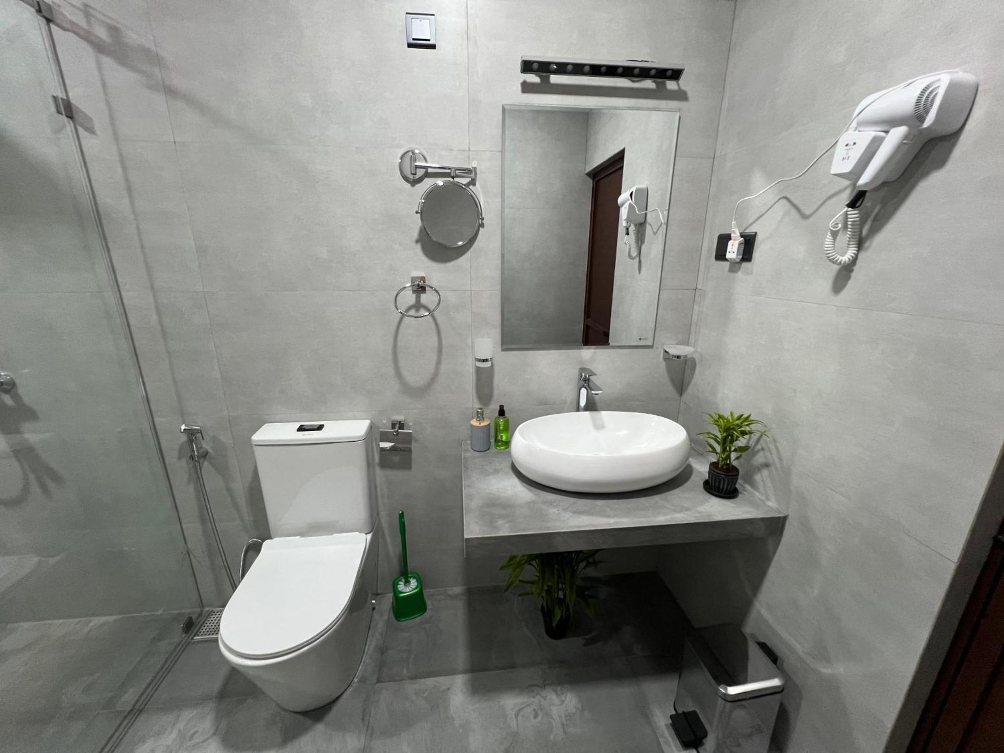 Deluxe Double Room Bath
