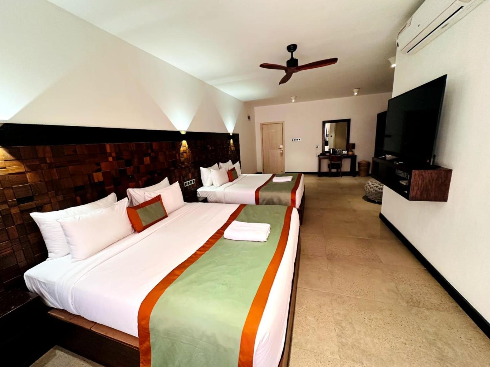 Deluxe Family Suite