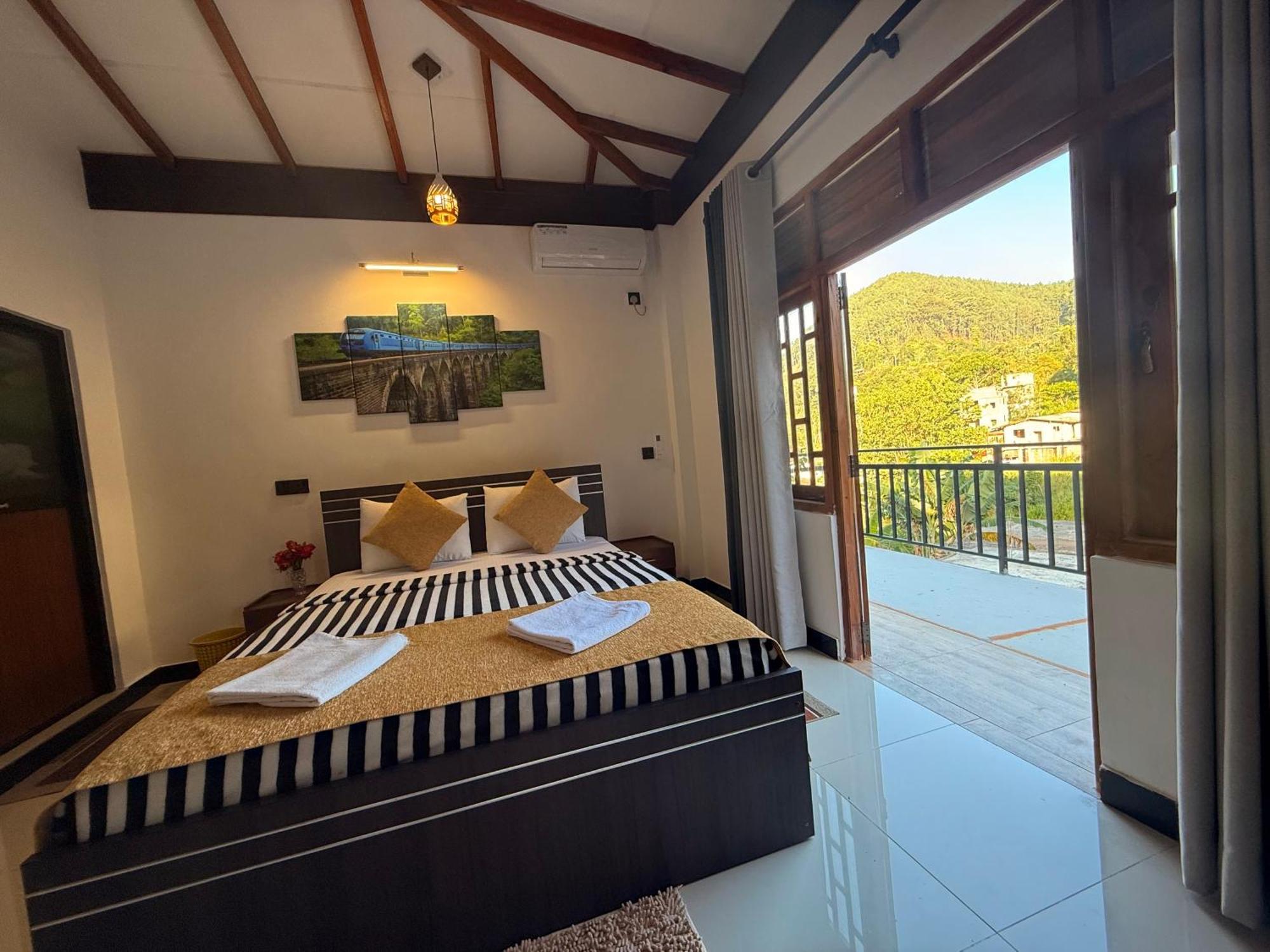 Deluxe Double Room with Balcony,1687134259:JPEG