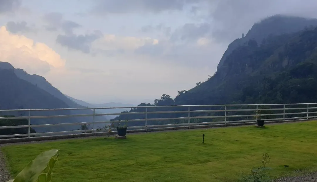Hotel Ella'S Edge-1