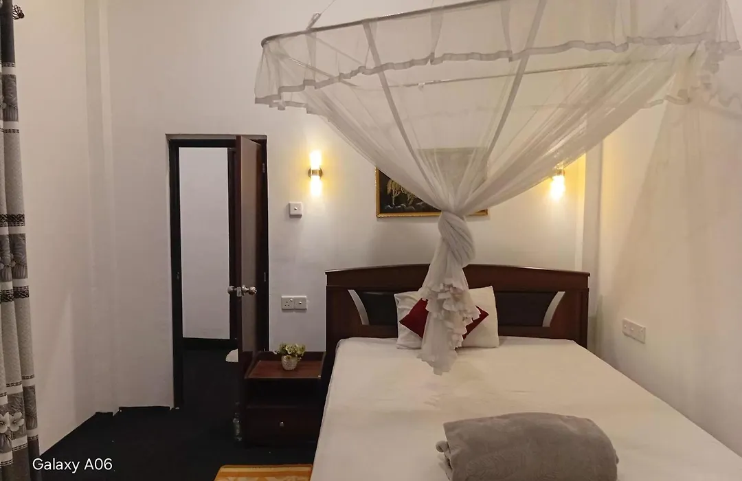 Royal Grand Guest Inn Ella-1