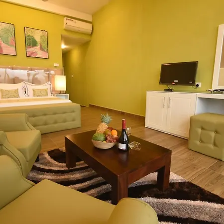 Tip Top Boutique Hotel-3