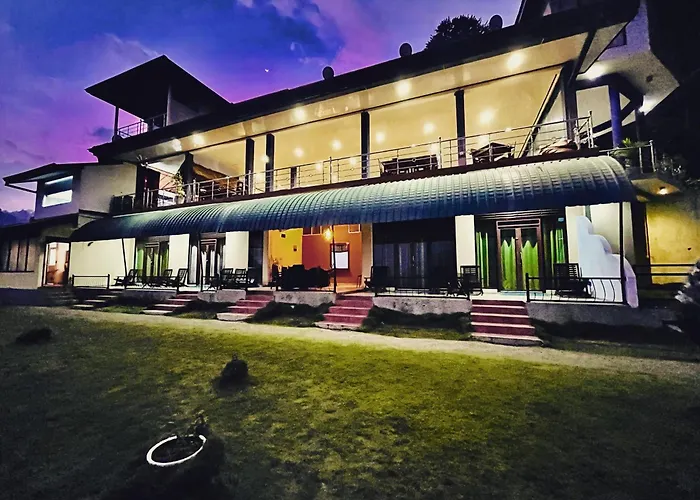 Hotel Ella'S Edge