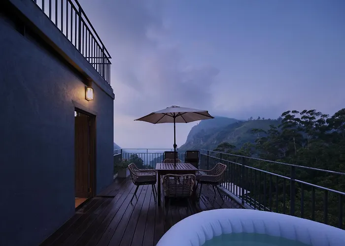 Hide Ella Hotel & Resort