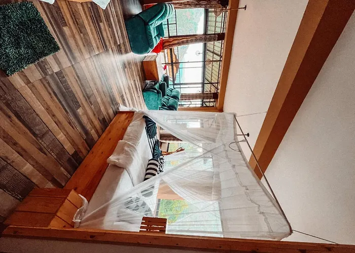 Ella HotelsGreen Hill