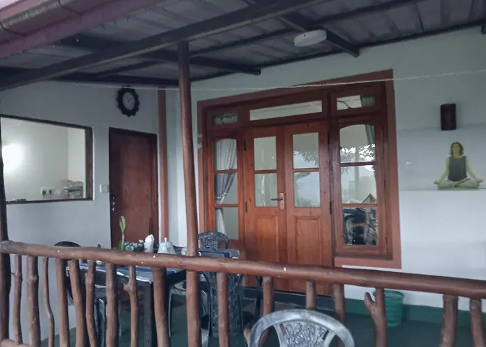 Oasis Ella Bed & Breakfast