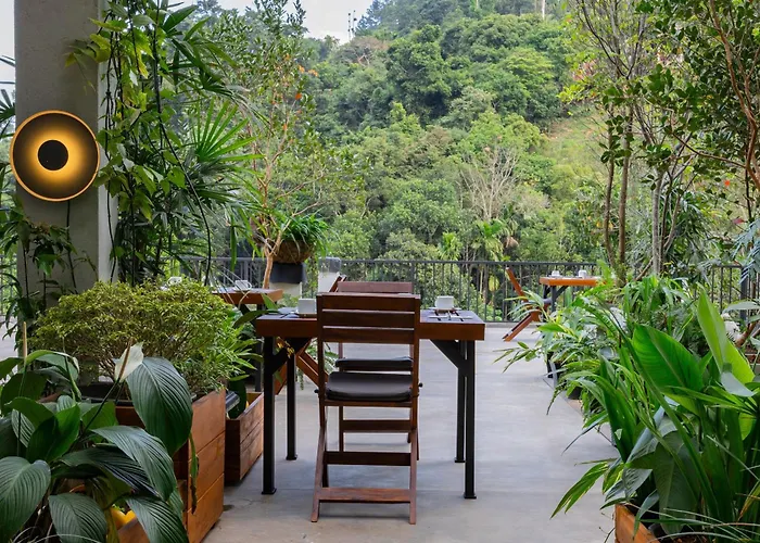 Ella HotelsNamara Green