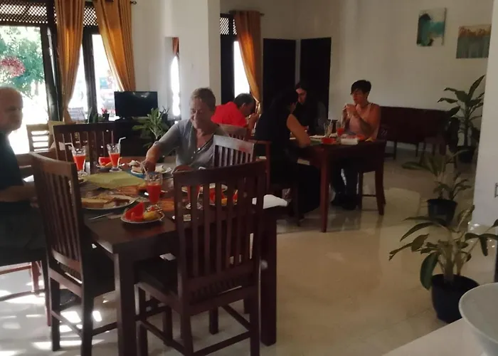 Ceylon Rich Leaves Ella Bed & Breakfast
