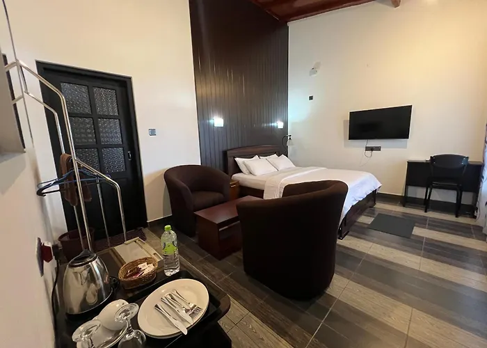 Blooming Rose Ella Hotel