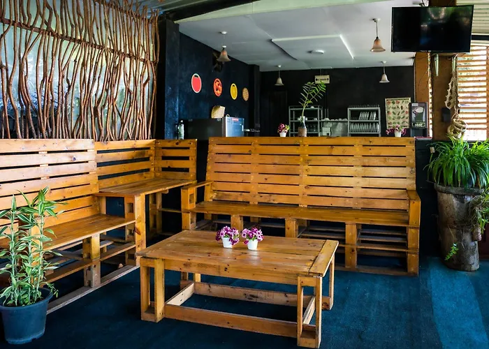 Ella Rock Heaven Hotel