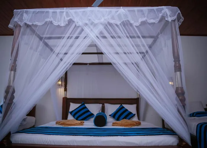 Hotel City Grand Ella